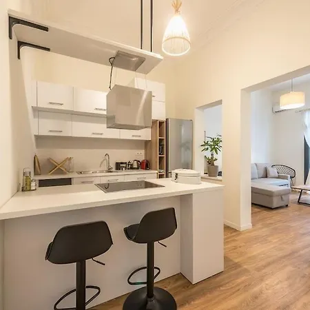 Zen-big Space, Pangrati Athen